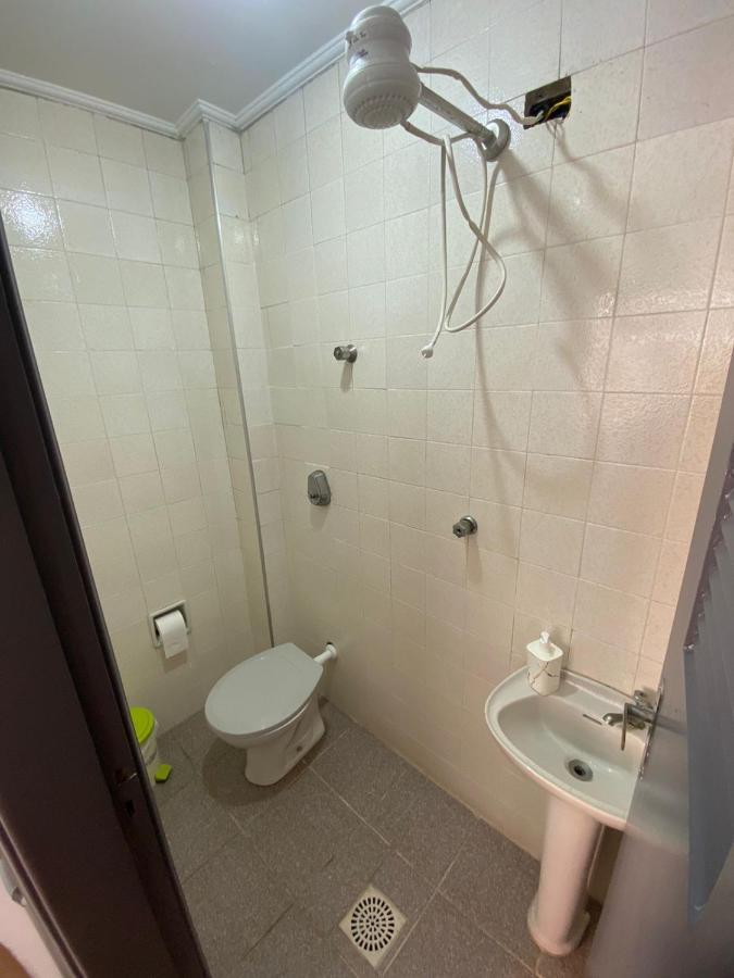 Apartamento Com Estacionamento, Wi-Fi, Ar Condicionado A 300 Metros Da Praia Da Enseada No Guaruja. المظهر الخارجي الصورة