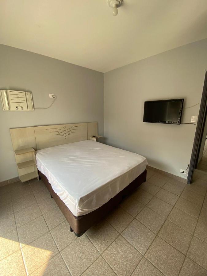 Apartamento Com Estacionamento, Wi-Fi, Ar Condicionado A 300 Metros Da Praia Da Enseada No Guaruja. المظهر الخارجي الصورة