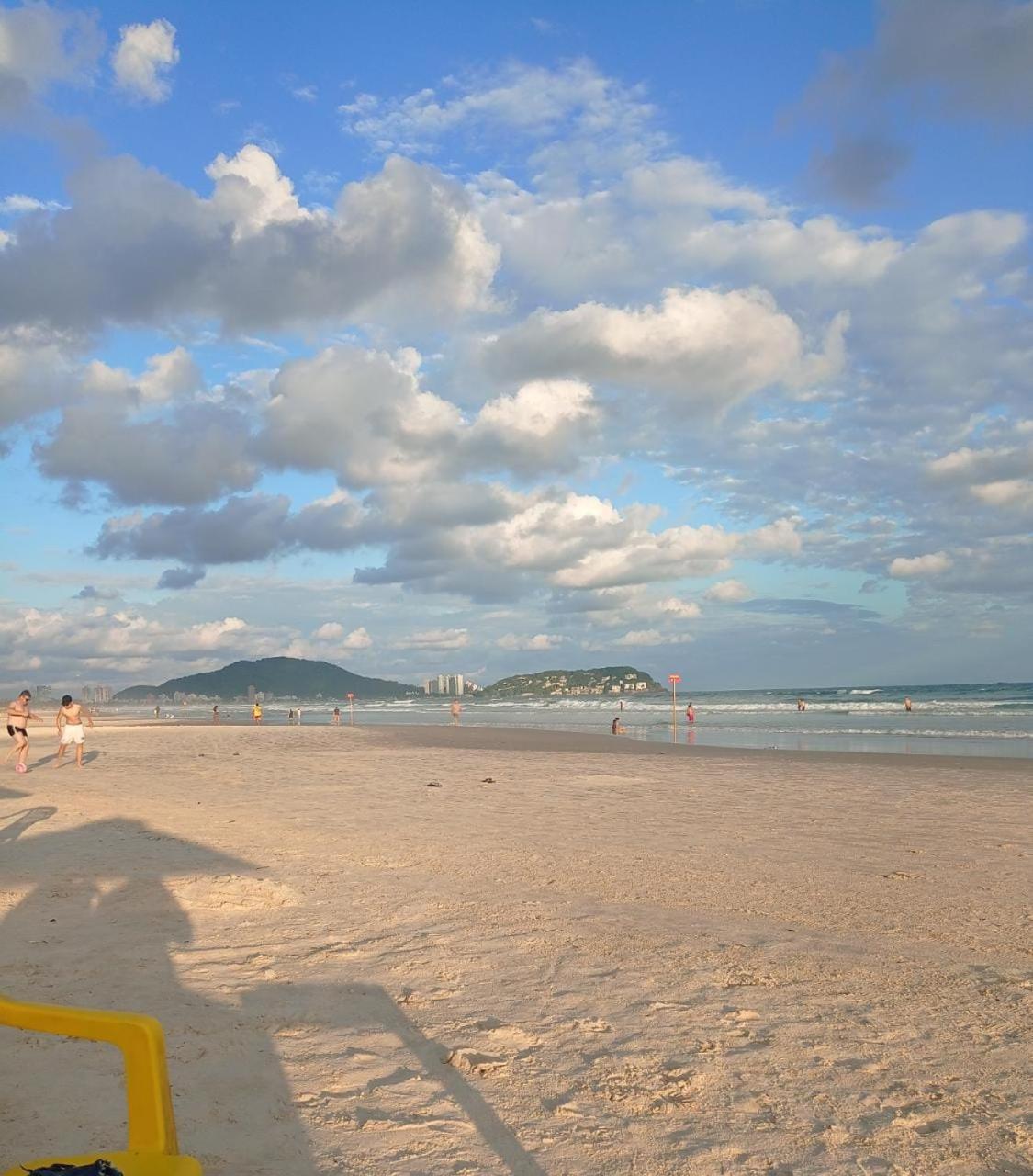 Apartamento Com Estacionamento, Wi-Fi, Ar Condicionado A 300 Metros Da Praia Da Enseada No Guaruja. المظهر الخارجي الصورة